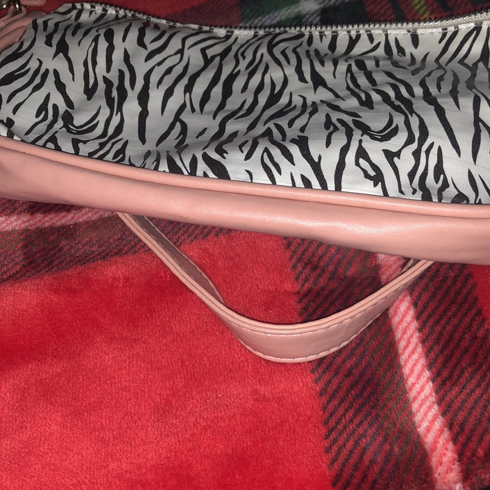 Purse - Picture 5 of 5